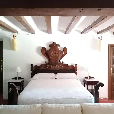 Chilliman & Mas Miro Biofarm Country house